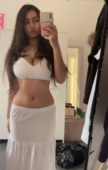 Full leaked Aisha ali private onlyfans photo