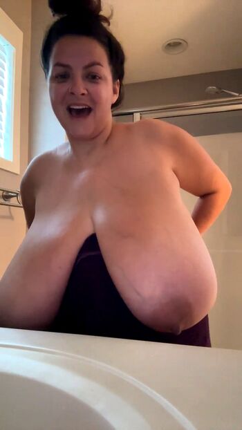 Alaura Grey