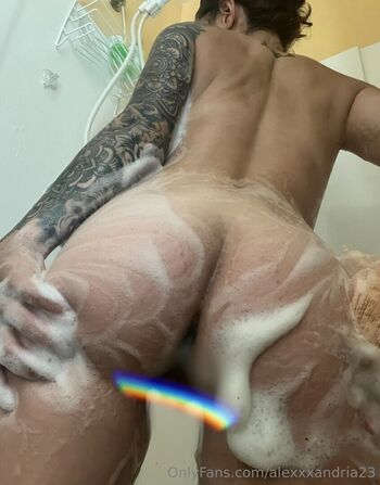 Alexxxandria23