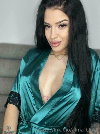 Full leaked Almablack  page private onlyfans photo