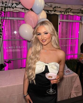 Full leaked Annie lydia weston private onlyfans photo