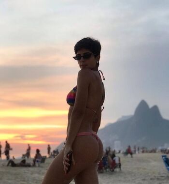Full leaked Arianelcrd page private onlyfans photo
