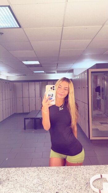 Full leaked Ava nucci private onlyfans photo