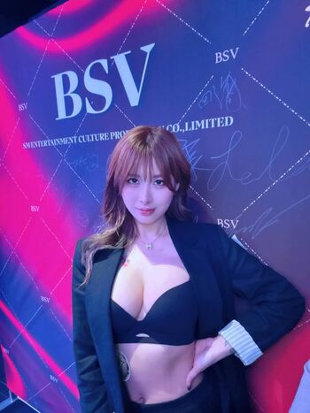 Full leaked Blowshow vip collection page private onlyfans photo