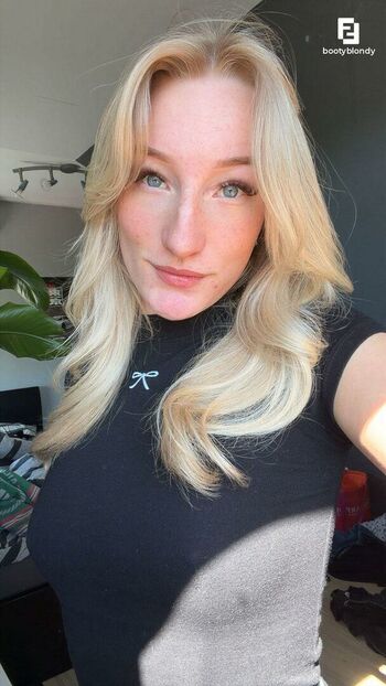 bootyblondy