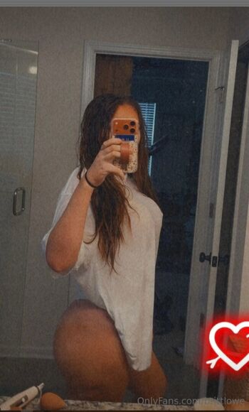 Full leaked Brittlowe private onlyfans photo