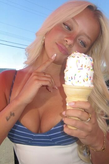 Brooke Vandenbergg