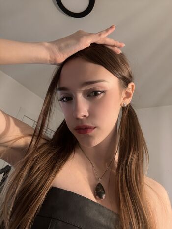 Full leaked Bunnygirlbree  page private onlyfans photo