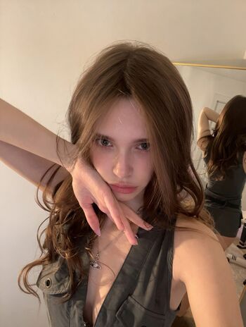 Full leaked Bunnygirlbree  page private onlyfans photo