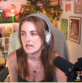 Caitlin Marie Reacts