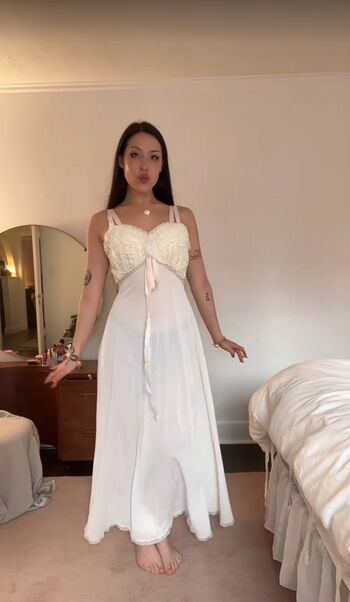 Full leaked Cammyreviews private onlyfans photo