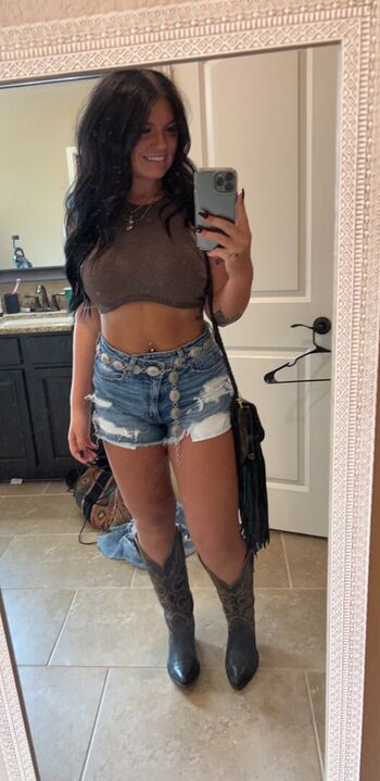 chey_elaine