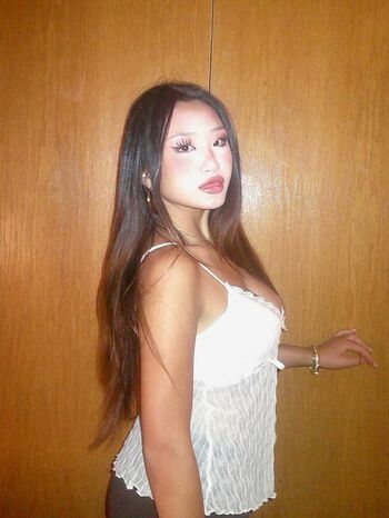 Full leaked Chloewaang private onlyfans photo