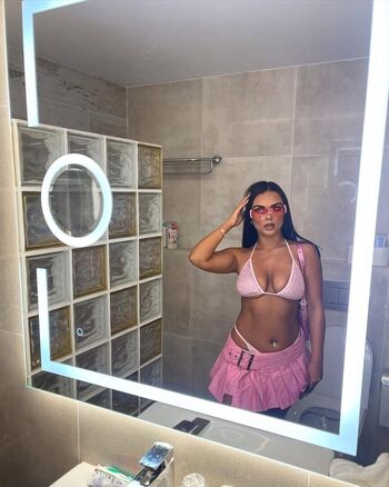 Full leaked Courtney robertson private onlyfans photo
