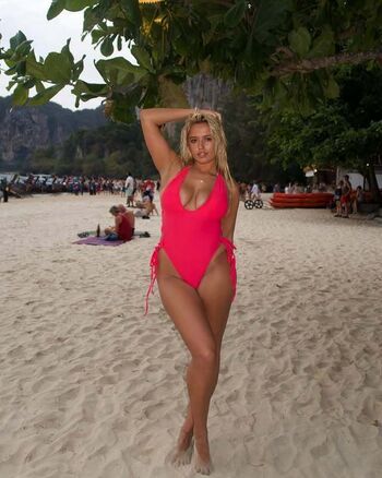 Full leaked Courtney shaw private onlyfans photo