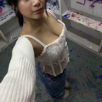 Full leaked Daphnelowkey private onlyfans photo