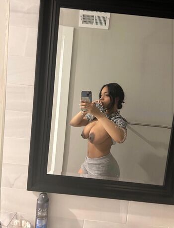 Full leaked Desireava private onlyfans photo