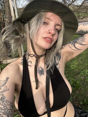 Full leaked Dia dora private onlyfans photo