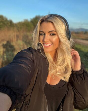 DJ Jeny Preston