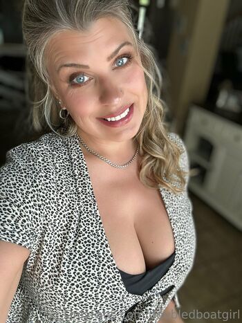 Full leaked Doubledboatgirl private onlyfans photo