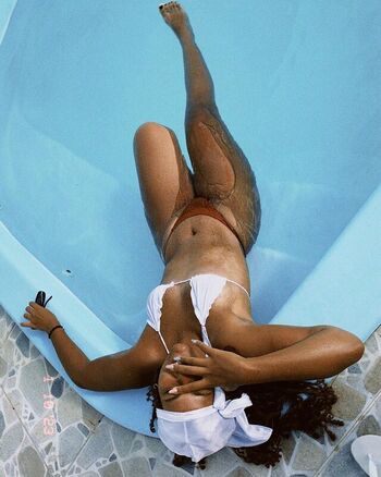 Full leaked Elisa gabrielly private onlyfans photo