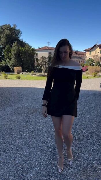 Full leaked Elisa santinon private onlyfans photo