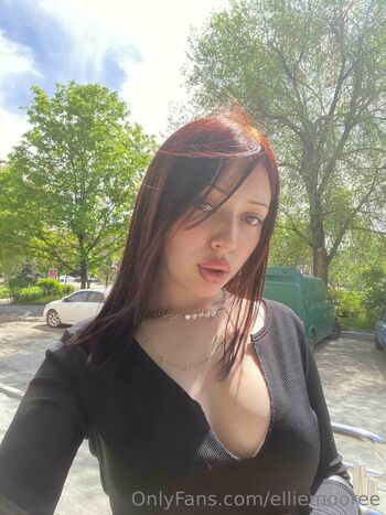 Full leaked Elliemooree private onlyfans photo