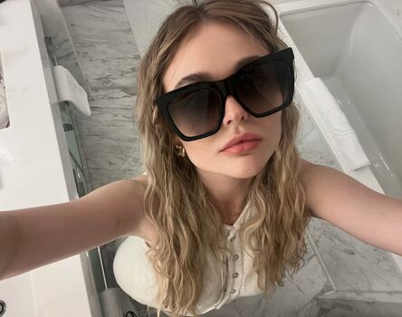Emily Alyn Lind