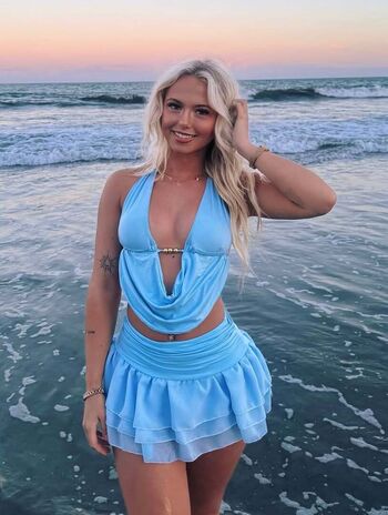 Full leaked Emma phelps private onlyfans photo