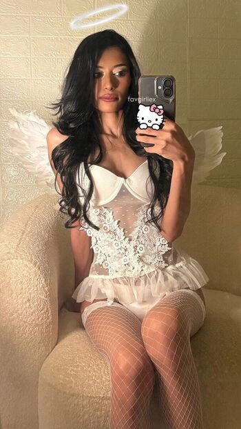 Full leaked Favgirliex private onlyfans photo