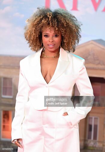 Fleur East