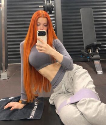 Full leaked Fraaoula private onlyfans photo