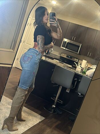 Full leaked Giavannanmoore page private onlyfans photo