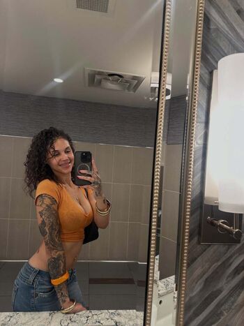 Full leaked Giavannanmoore private onlyfans photo