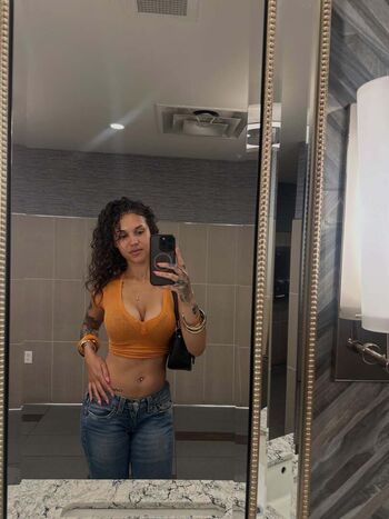 Full leaked Giavannanmoore private onlyfans photo