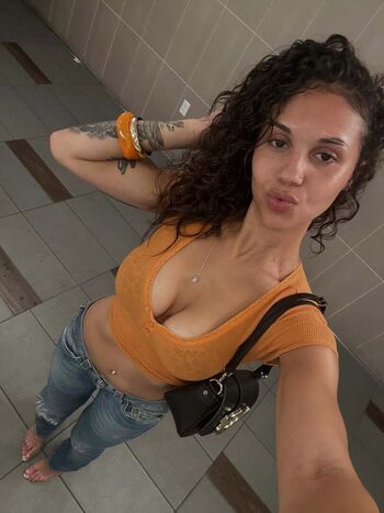Full leaked Giavannanmoore private onlyfans photo