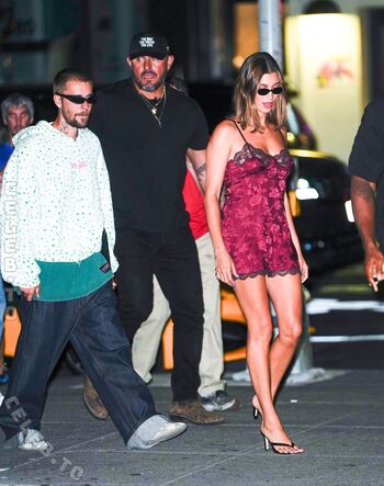 Hailey Bieber