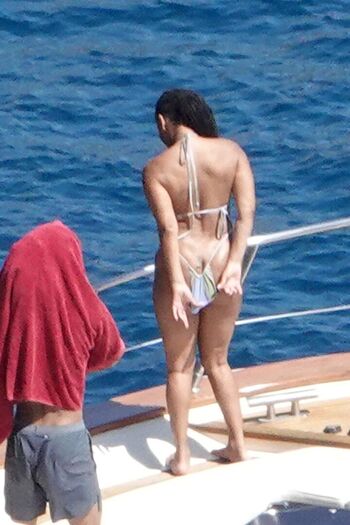 Full leaked Hallebailey private onlyfans photo