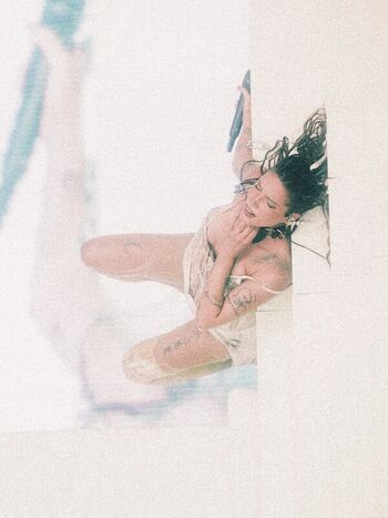 Full leaked Halsey page private onlyfans photo