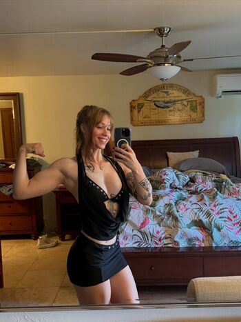 Full leaked Hannah inthegym private onlyfans photo