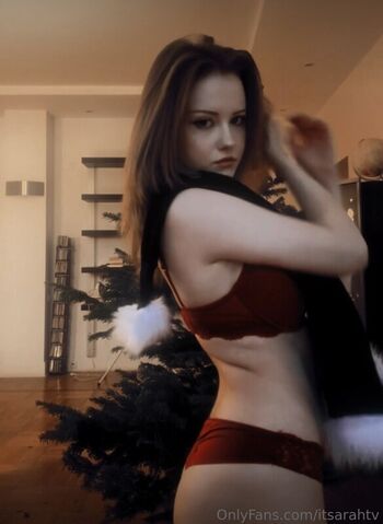 Full leaked Itsarahlaux private onlyfans photo