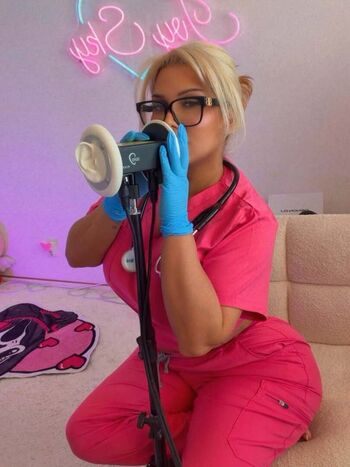 Full leaked Ivysky private onlyfans photo