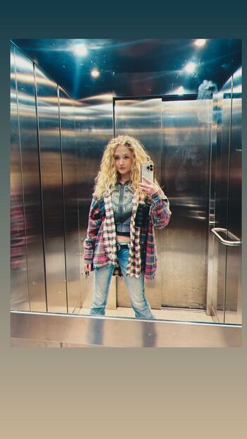 Full leaked Janet devlin private onlyfans photo