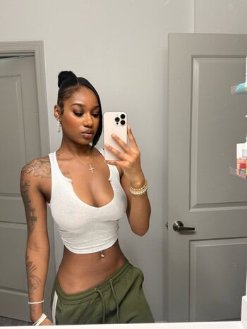 Jaydamoeneee