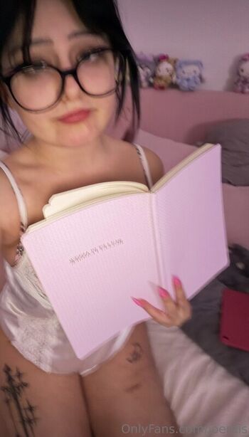Full leaked Jouerdis private onlyfans photo
