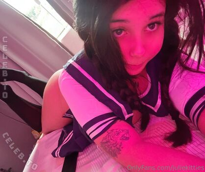 Full leaked Juliekitties private onlyfans photo