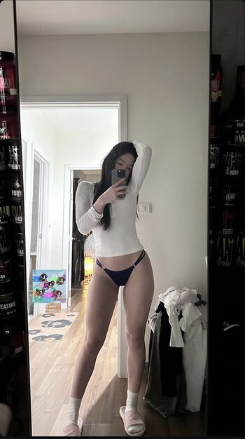 Full leaked Jutarat s private onlyfans photo