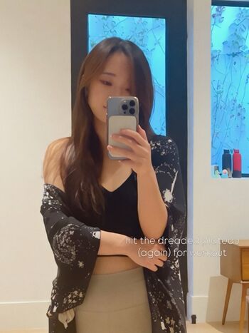 Full leaked Who is ivi/ private onlyfans photo