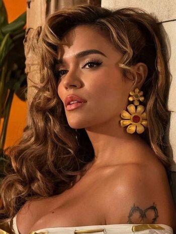 Full leaked Karol g private onlyfans photo