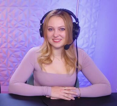 Kinkyblondie Reagan